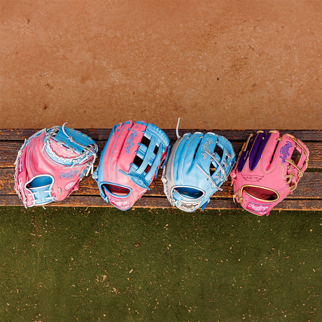 Exclusive Heart of the Hide 32.5" Catcher's Mitt Right Hand Throw - Image 13