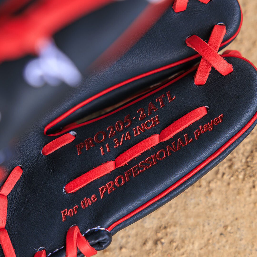Atlanta Braves Heart of the Hide 11.75-Inch Infield Glove - Image 14