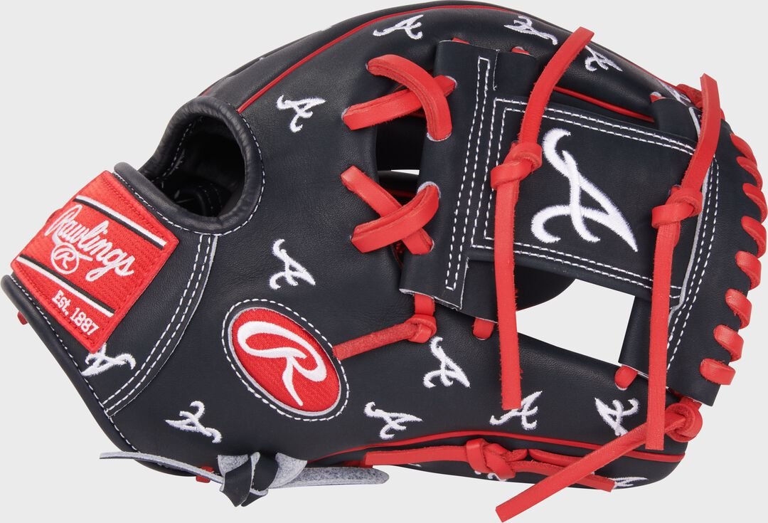 Atlanta Braves Heart of the Hide 11.75-Inch Infield Glove - Image 3