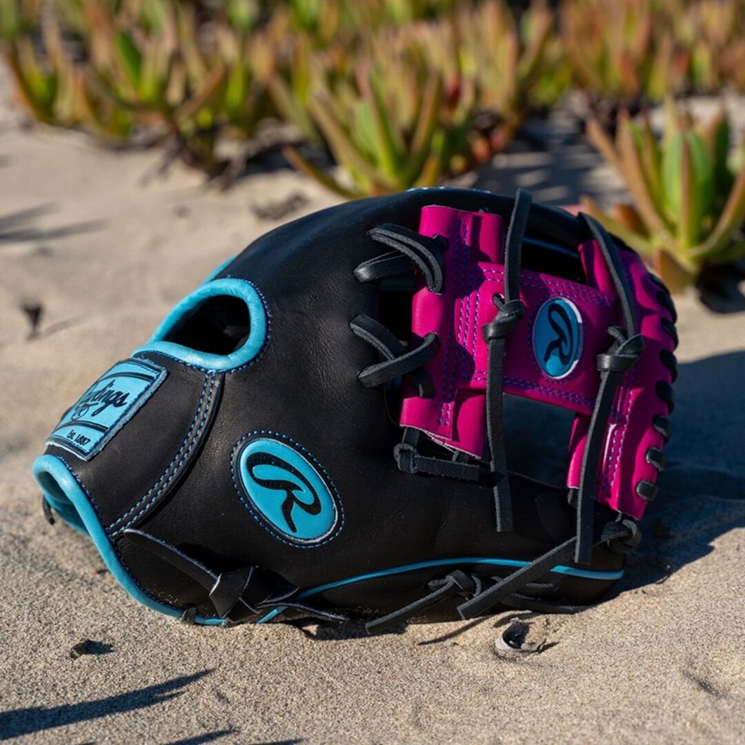 Rawlings Heart of the Hide Spring Break 11.5 Inch Infield Glove Right Hand Throw - Image 2
