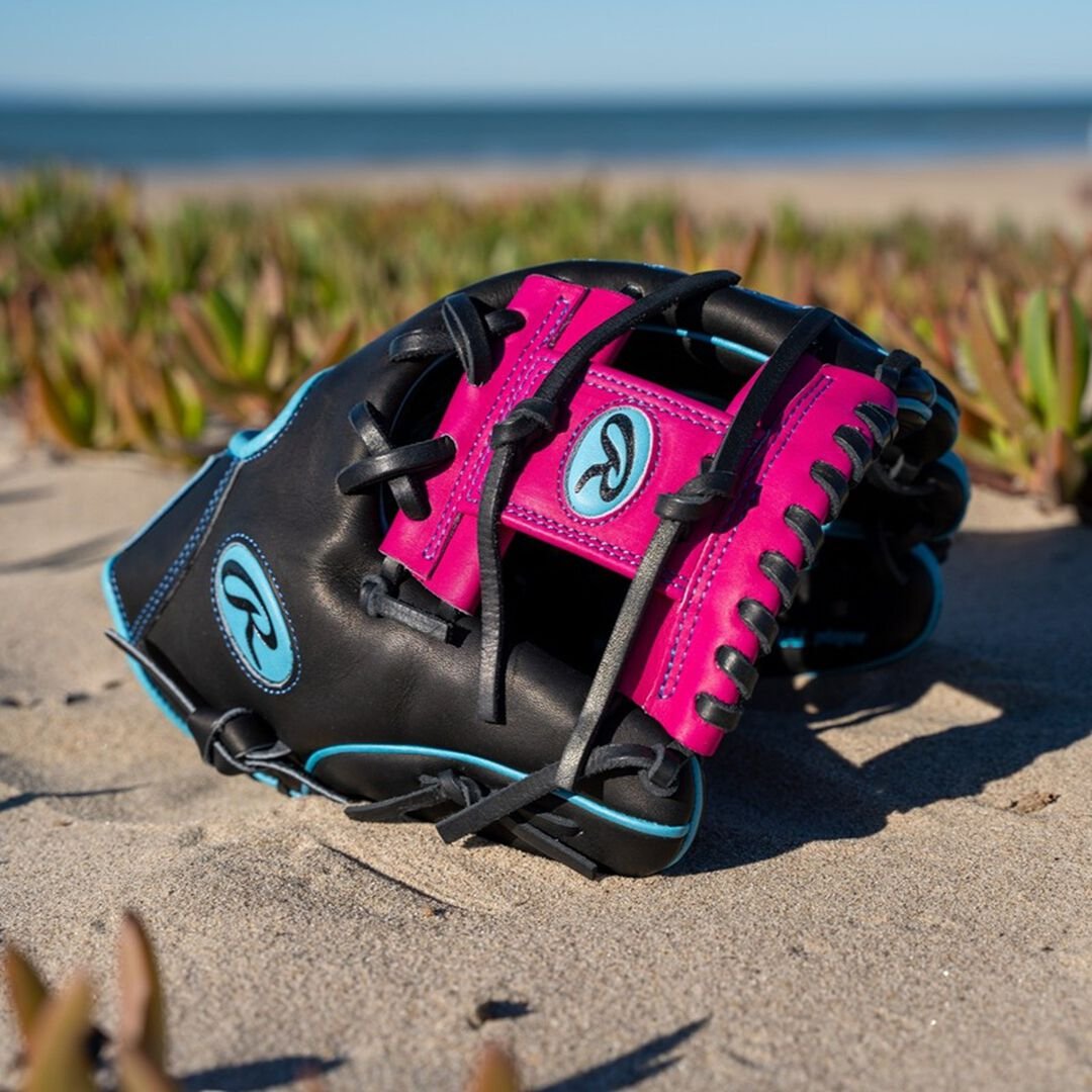 Rawlings Heart of the Hide Spring Break 11.5 Inch Infield Glove Right Hand Throw - Image 4