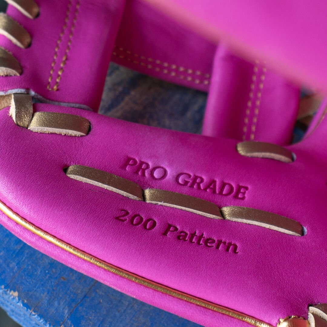 Exclusive 11.5-Inch R2G Heart of the Hide Berry Infield Glove Right Hand Throw - Image 15
