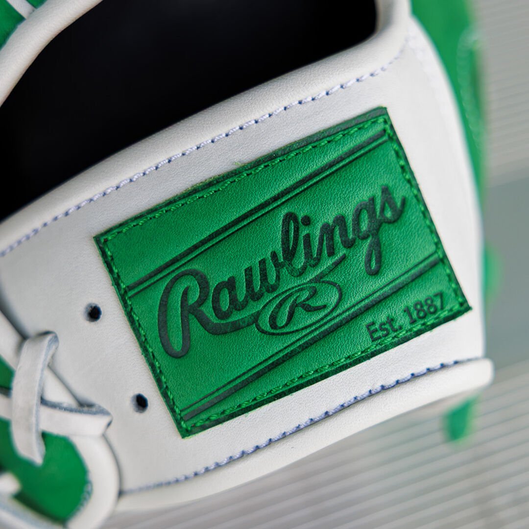 Exclusive Heart of the Hide 11.5-Inch Kelly Green Infield Glove Right Hand Throw - Image 9