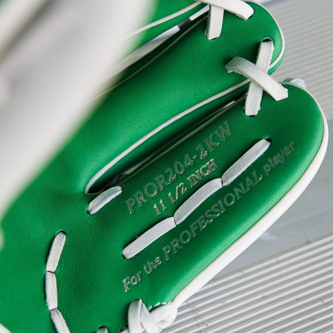 Exclusive Heart of the Hide 11.5-Inch Kelly Green Infield Glove Right Hand Throw - Image 13