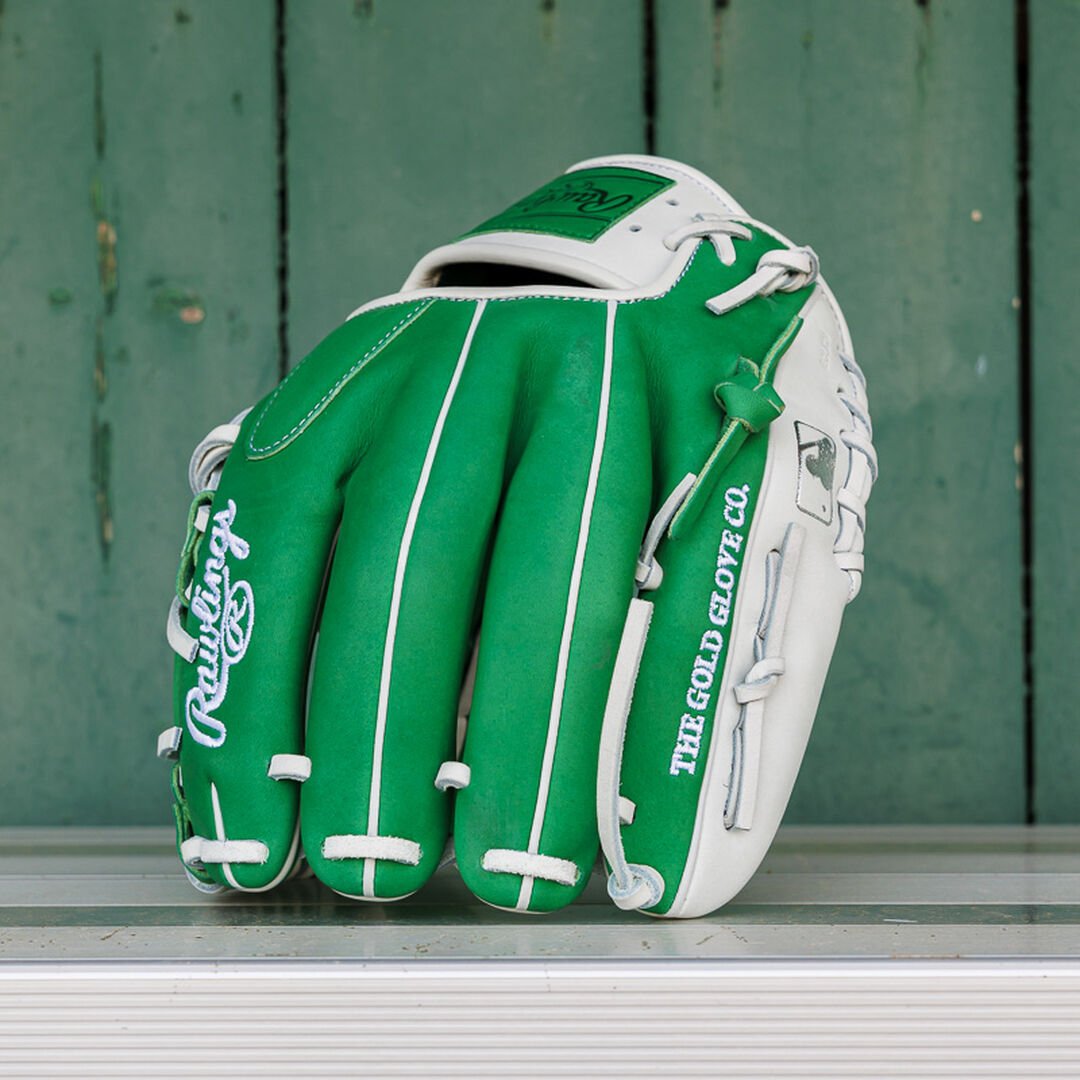 Exclusive Heart of the Hide 11.5-Inch Kelly Green Infield Glove Right Hand Throw - Image 16