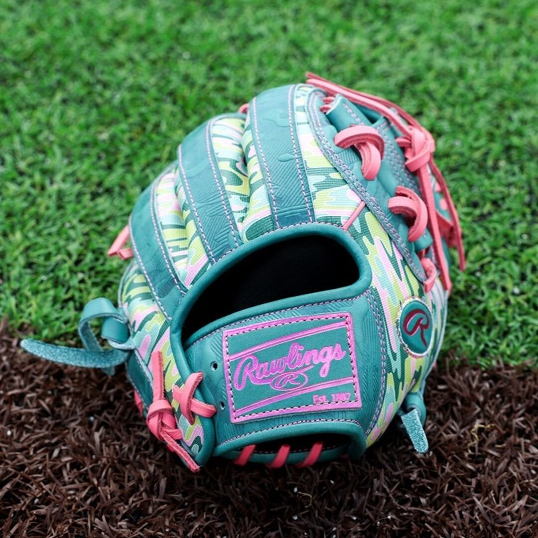 Rawlings Heart of the Hide ColorSync 10 11.5 in Infield Glove Right Hand Throw - Image 4