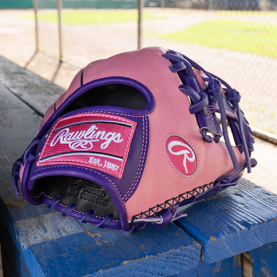 Exclusive 11.5-inch R2G Heart of the Hide Infield Glove Right Hand Throw - Image 17