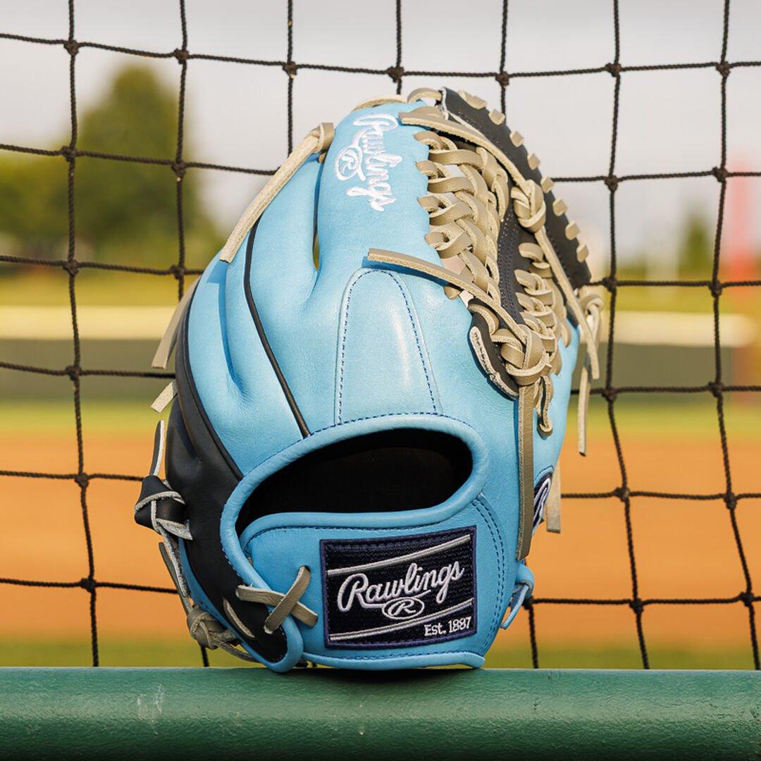 Exclusive Heart of the Hide ContoUR Fit Infield/Pitcher's Glove Right Hand Throw - Image 7