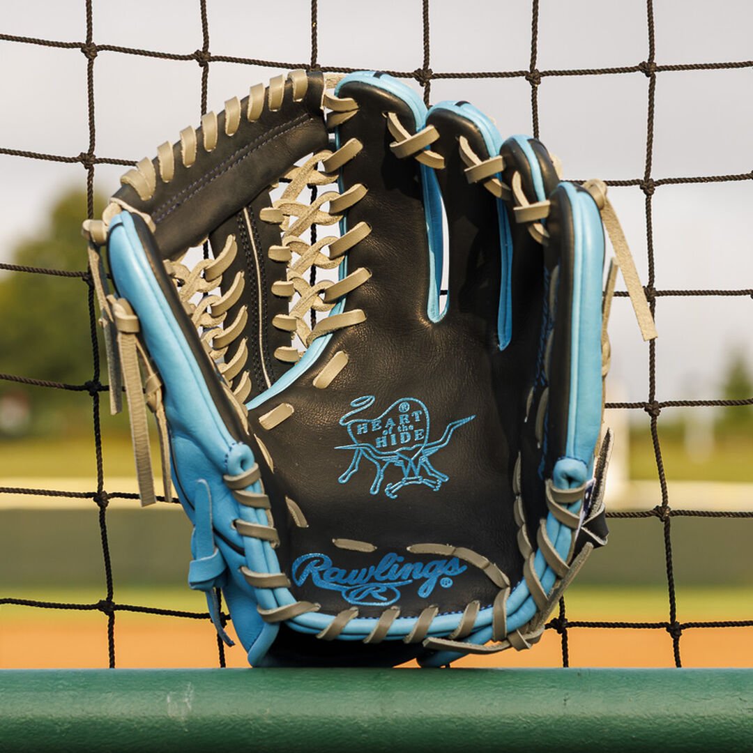 Exclusive Heart of the Hide ContoUR Fit Infield/Pitcher's Glove Right Hand Throw - Image 8