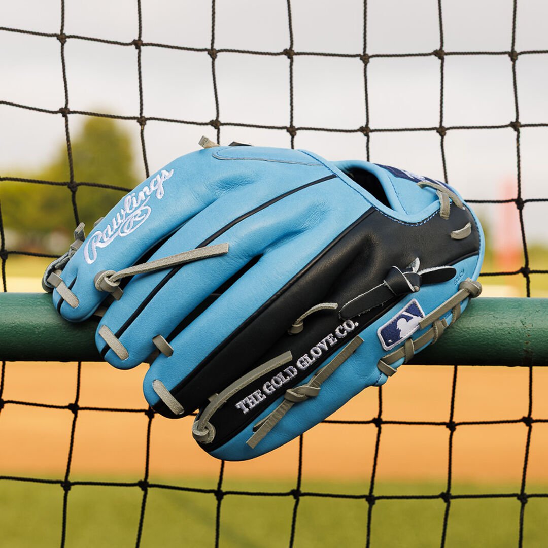Exclusive Heart of the Hide ContoUR Fit Infield/Pitcher's Glove Right Hand Throw - Image 9