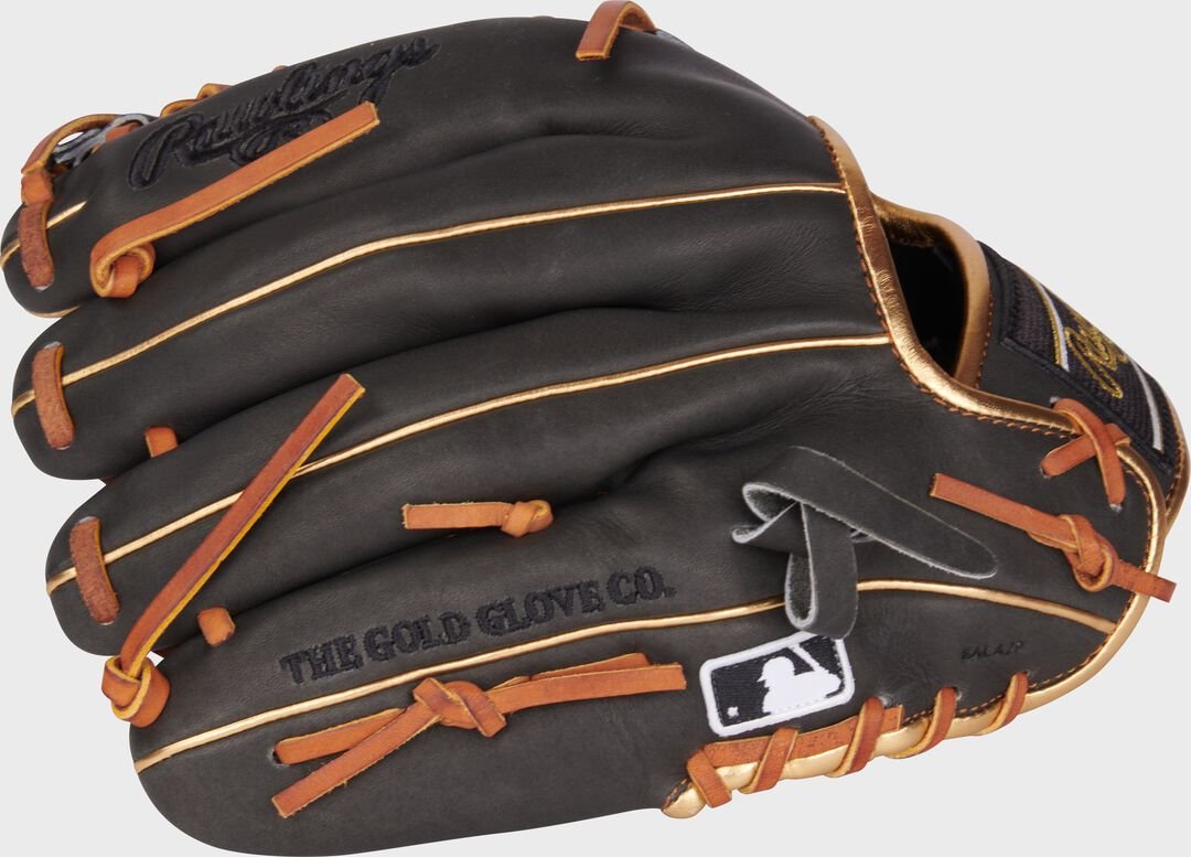 Heart of the Hide 11.75-Inch Infield/Pitcher's Glove - Image 5