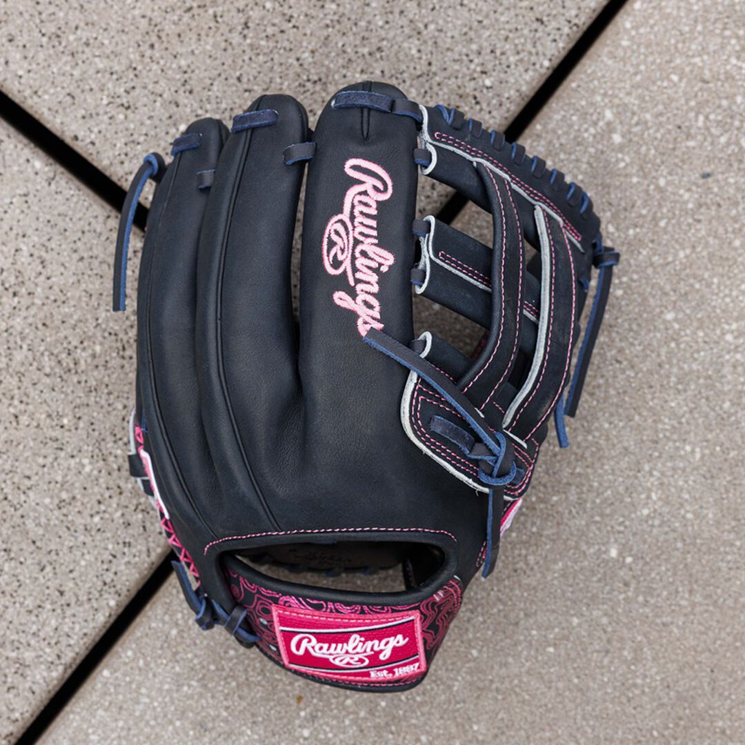 Rawlings Exclusive Holographic Geoprint 11.75 Inch Infield Glove - Image 4