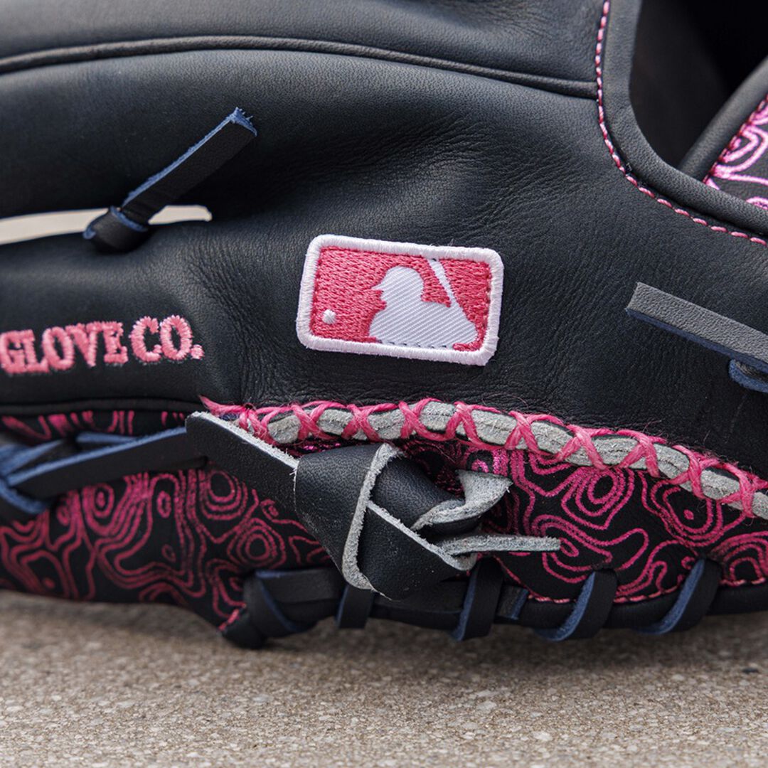 Rawlings Exclusive Holographic Geoprint 11.75 Inch Infield Glove - Image 13