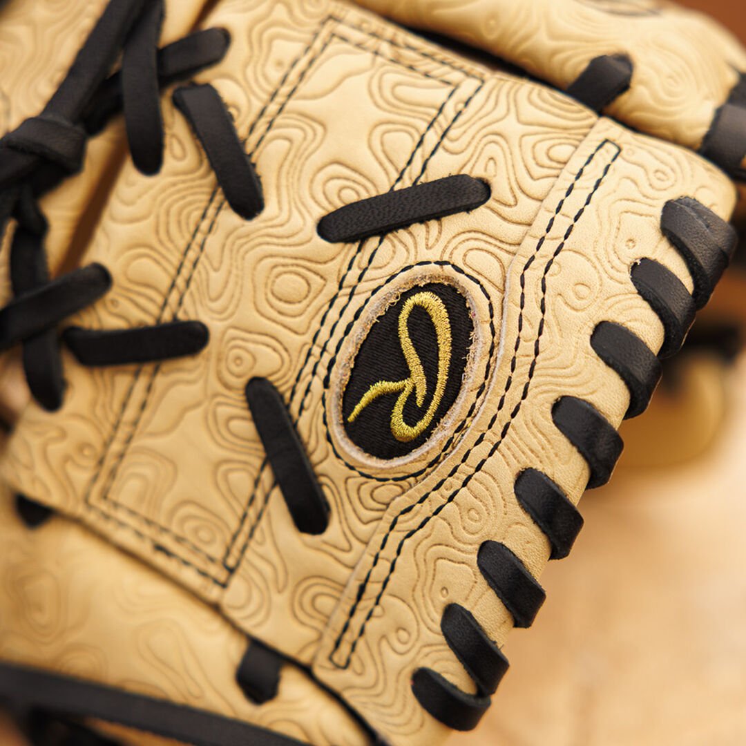 Heart of the Hide 11.75-inch Topo Print Wing Tip Glove - Image 12