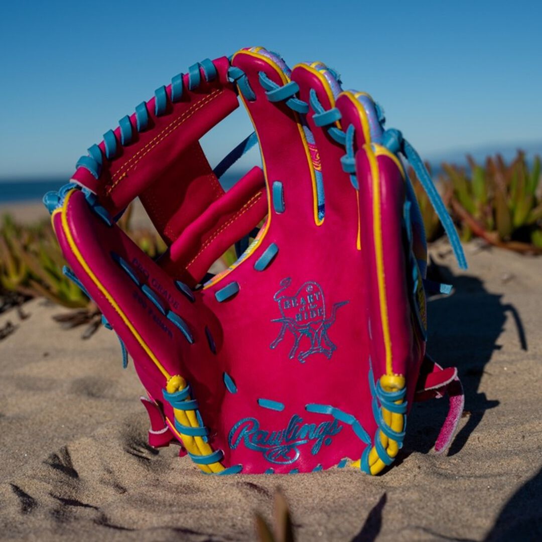 Rawlings Heart of the Hide Spring Break 12 Inch Fastpitch Glove Right Hand Throw - Image 9