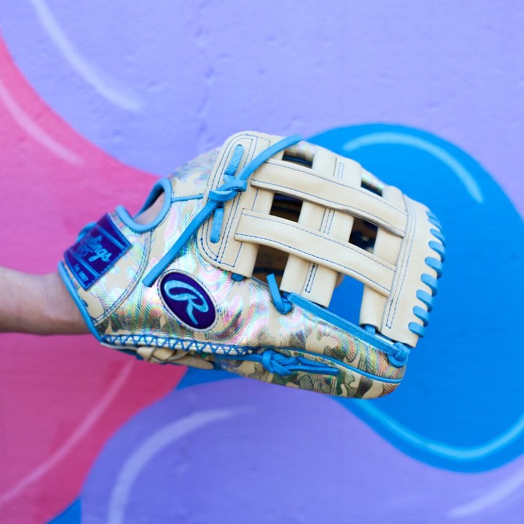 Rawlings Heart of the Hide ColorSync 10 12.25 in ContoUR Fit Glove Right Hand Throw - Image 9