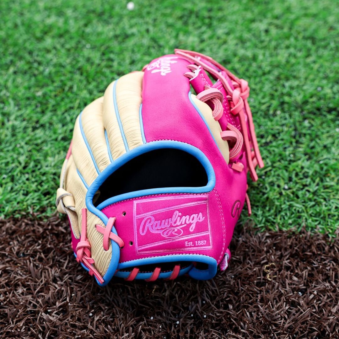 Rawlings Heart of the Hide ColorSync 10 11.5 in Infield Glove Right Hand Throw - Image 3