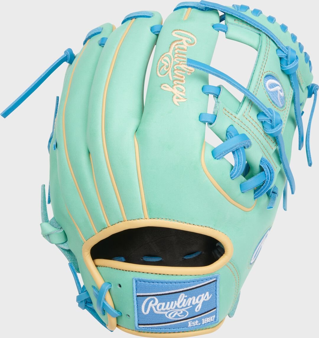 Heart of the Hide 11.75-Inch Mint Infield Glove Right Hand Throw - Image 3