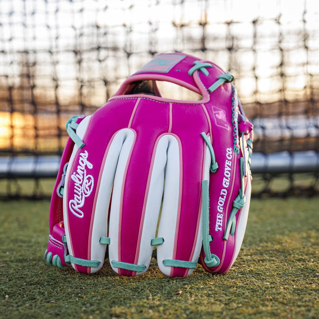 Rawlings Exclusive Berry 11.5 Inch Infield Glove Right Hand Throw - Image 4