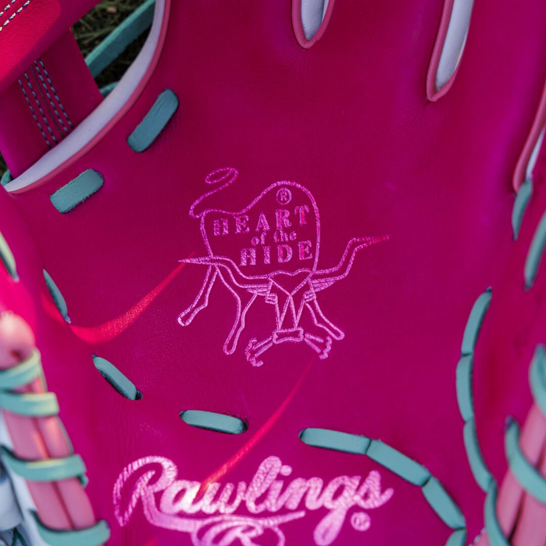 Rawlings Exclusive Berry 11.5 Inch Infield Glove Right Hand Throw - Image 12