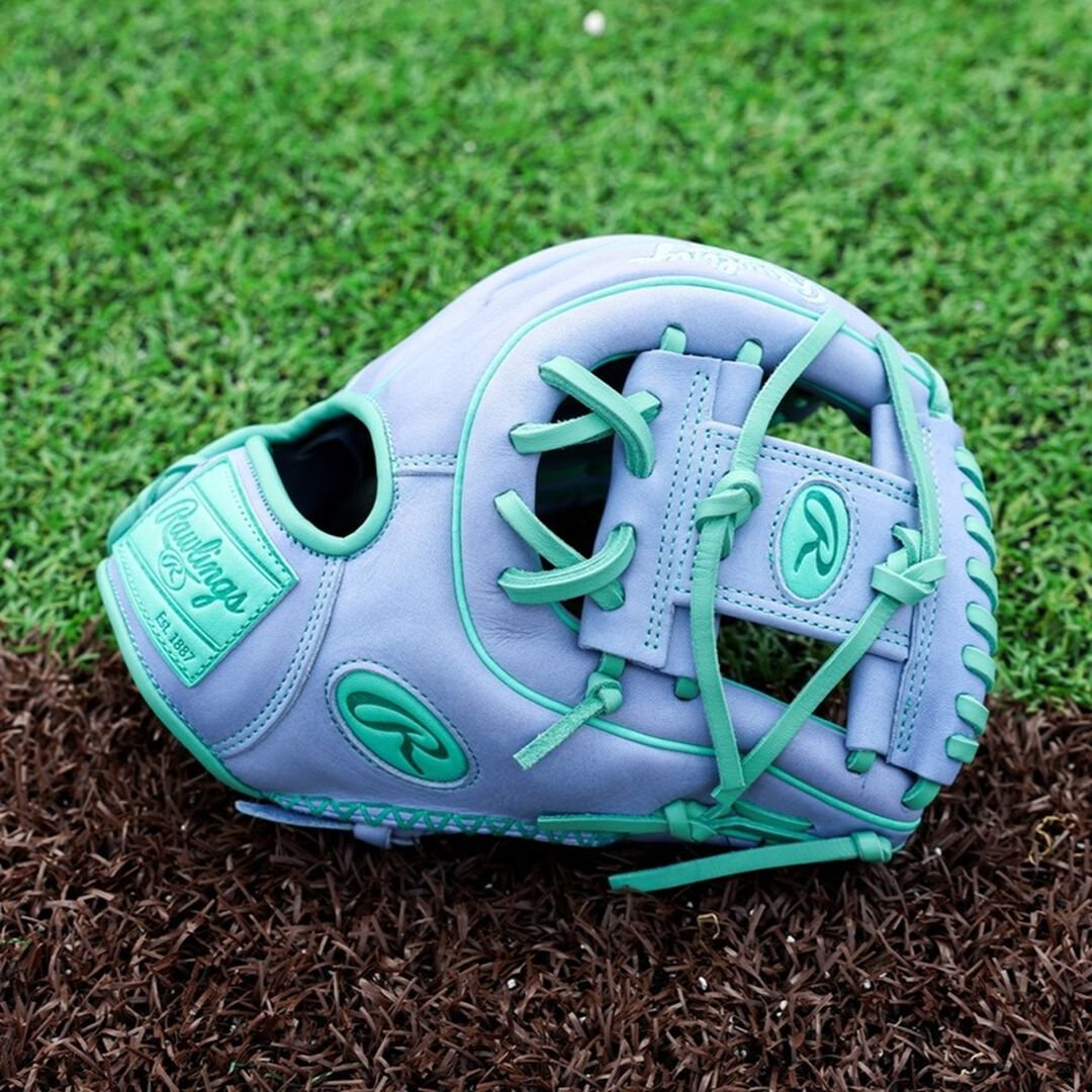 Rawlings Heart of the Hide ColorSync 10 11.5 in Infield Glove Right Hand Throw - Image 2