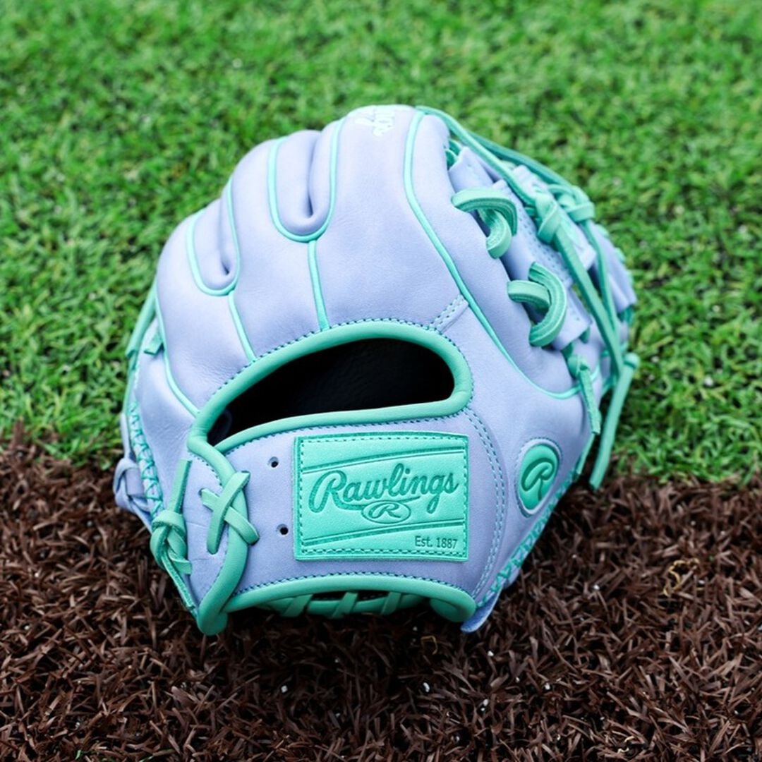 Rawlings Heart of the Hide ColorSync 10 11.5 in Infield Glove Right Hand Throw - Image 3