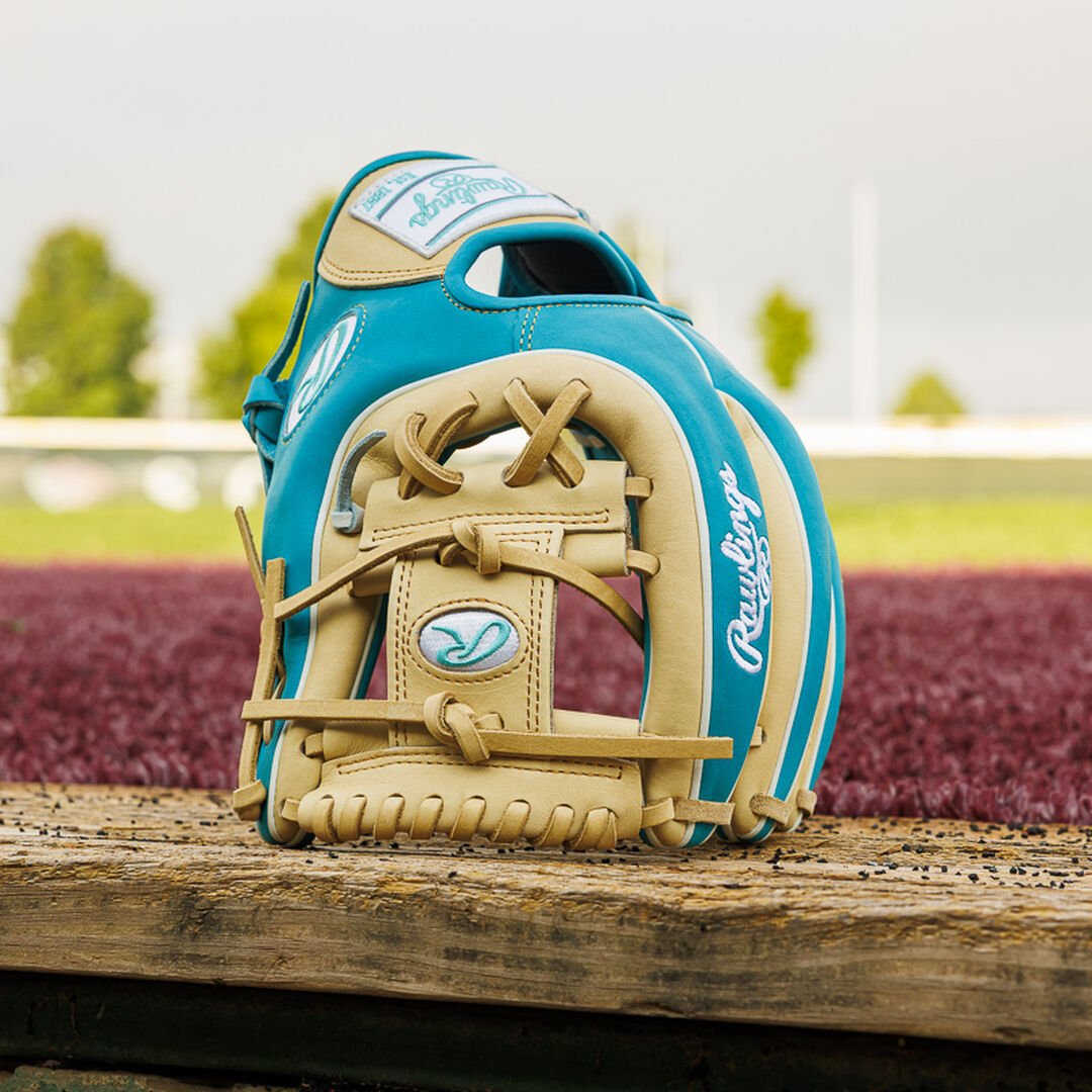 Exclusive Heart of the Hide 11.5" Infield Baseball Glove Right Hand Throw - Image 9