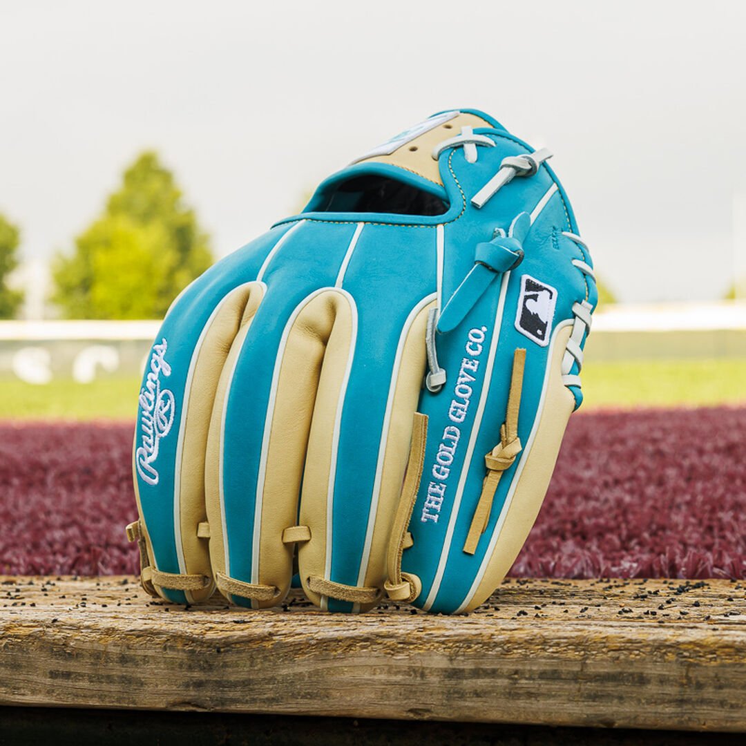 Exclusive Heart of the Hide 11.5" Infield Baseball Glove Right Hand Throw - Image 16