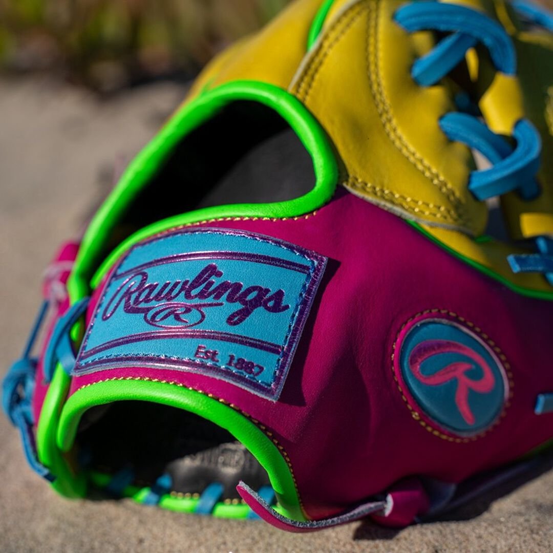 Rawlings Heart of the Hide Spring Break 11.5 Inch Infield Glove Right Hand Throw - Image 12