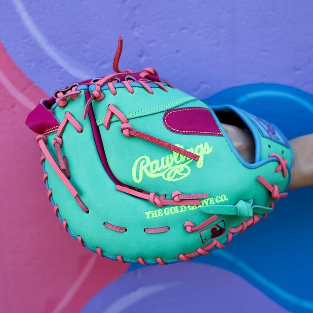 Rawlings HOH ColorSync 10 Berry Mint 13-Inch First Base Mitt - Image 13