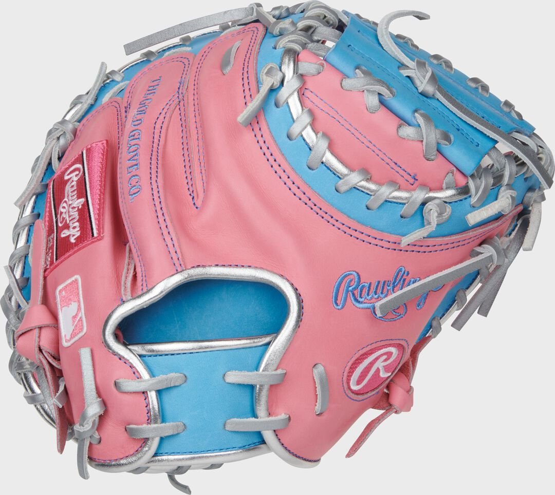 Exclusive Heart of the Hide 32.5" Catcher's Mitt Right Hand Throw - Image 3